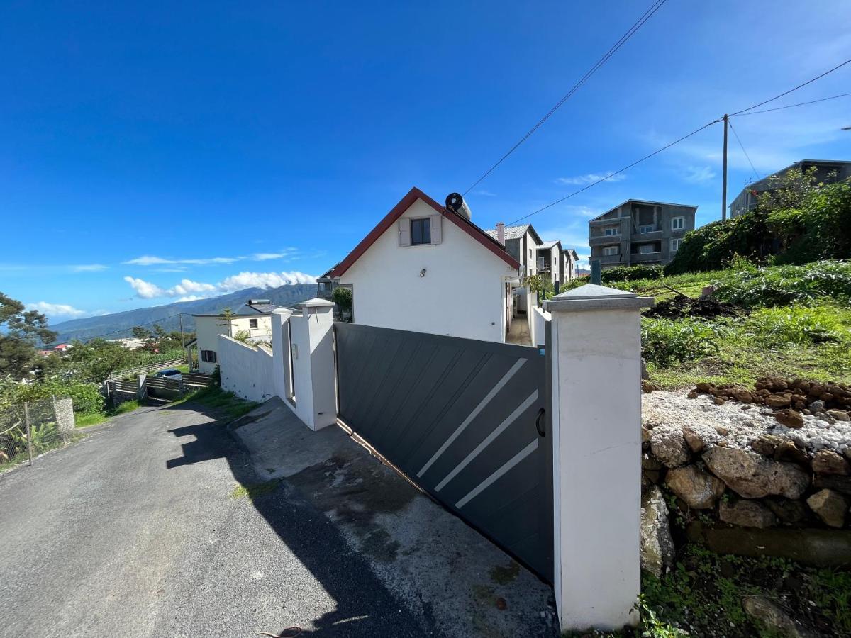 La Maison Des Camelias Le Tampon Exterior foto